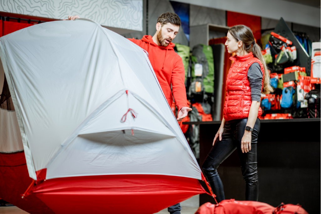 「北面The North Face」目錄上那句:「行囊愈輕,樂趣愈多」讓人耳目一新