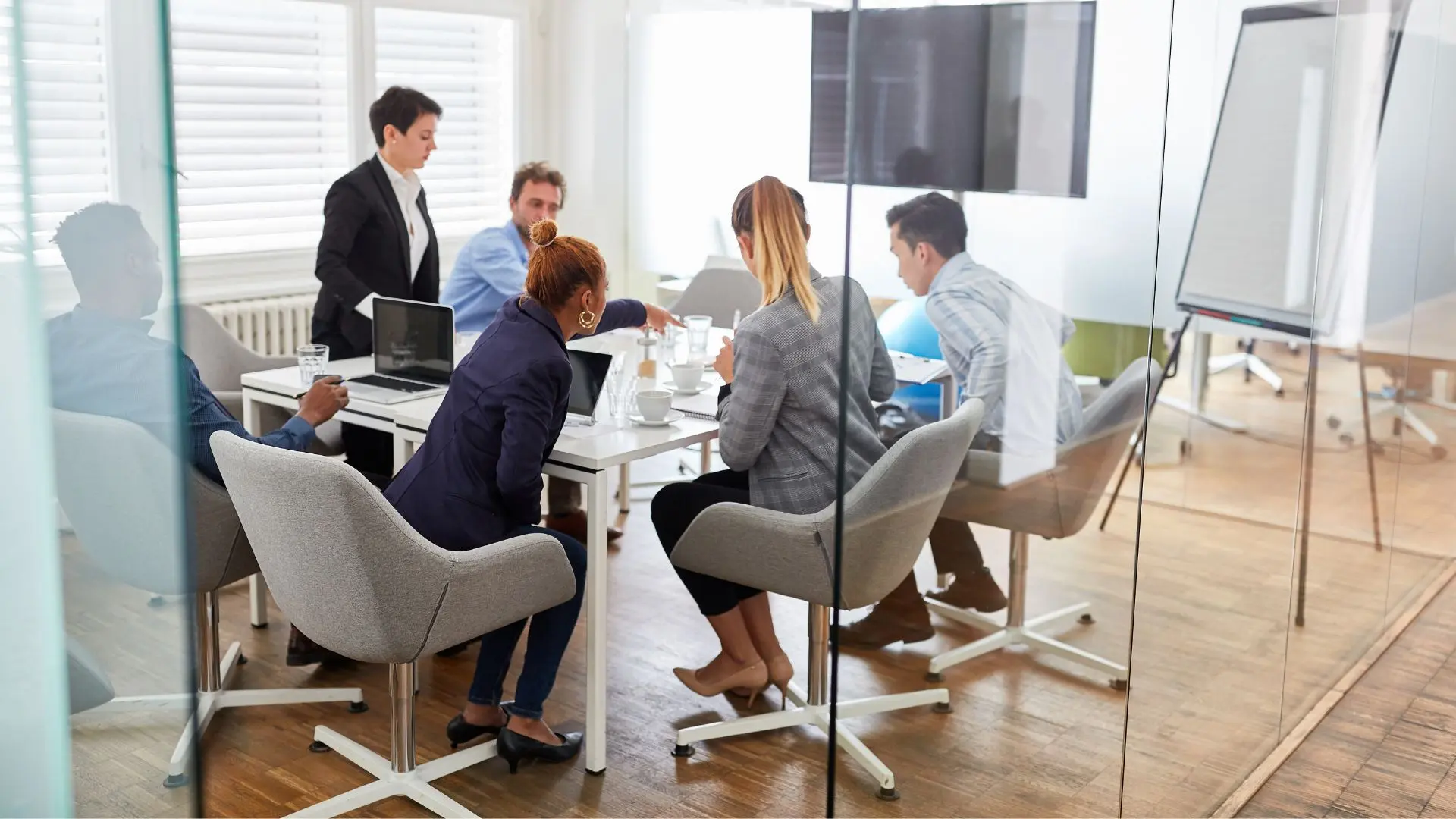 吉兒老師談訓練：企業訓練規劃跟著趨勢走，一定是對的嗎？