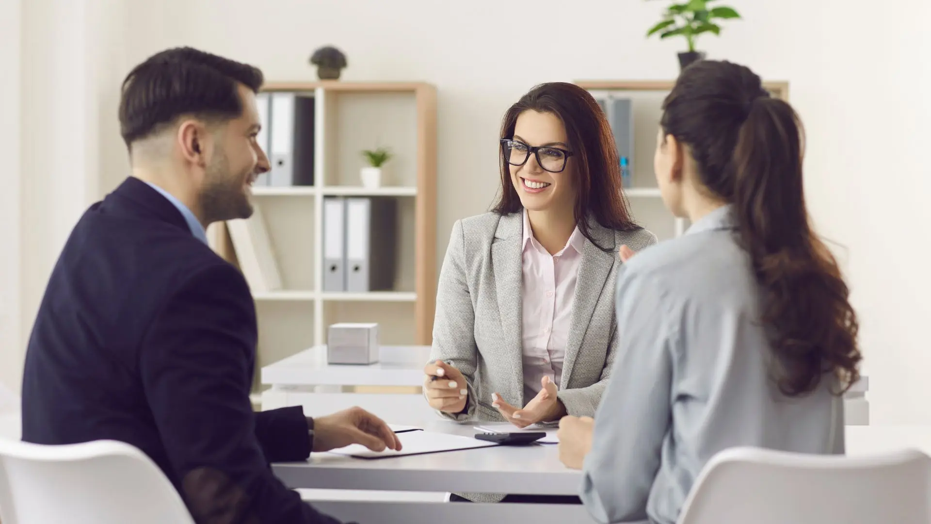 Essential Skills for Top Sales Professionals Master the 4 Key Elements (3)