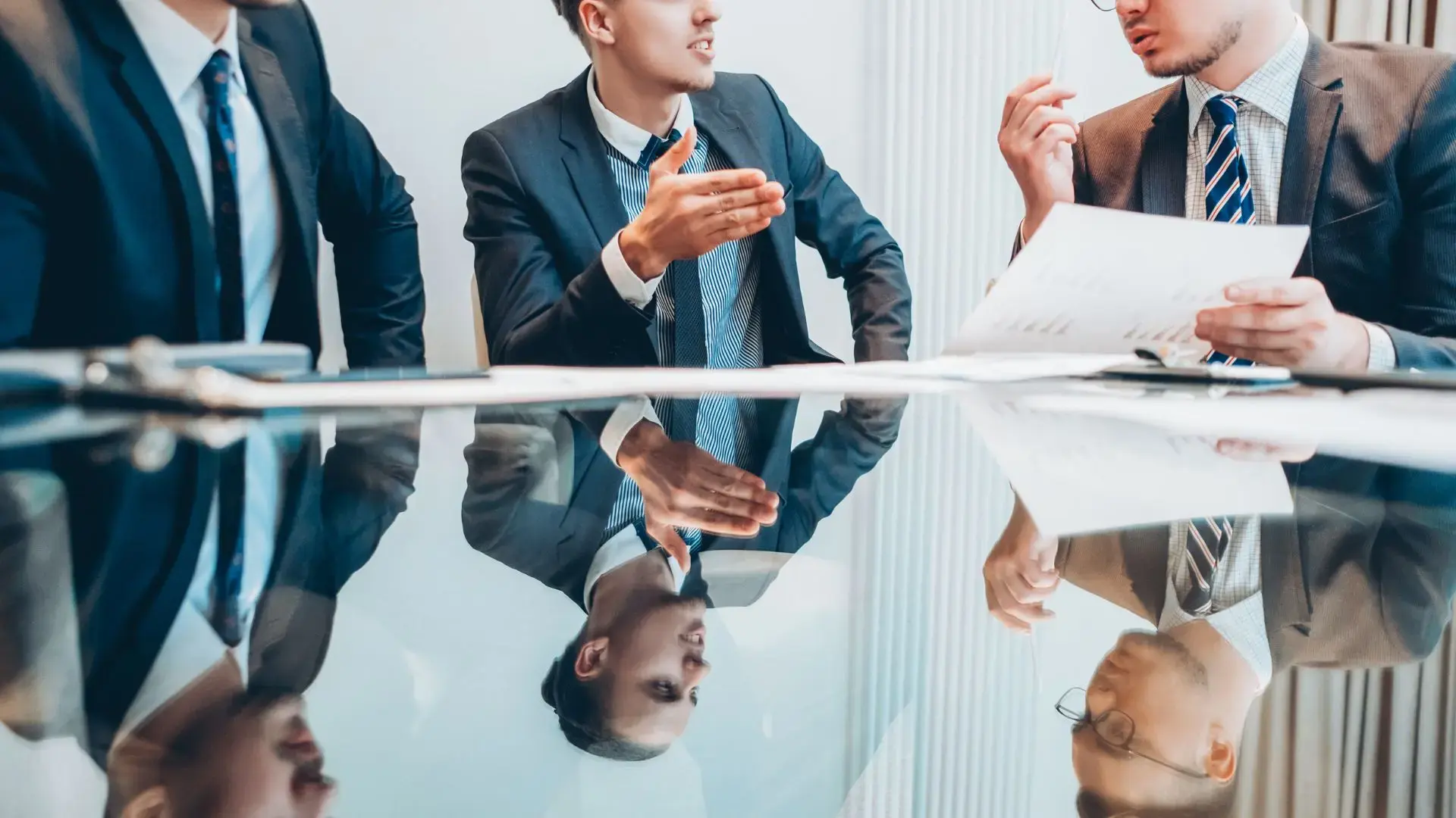 Data-Driven Leadership How to Leverage Data to Support Key Decisions (3)