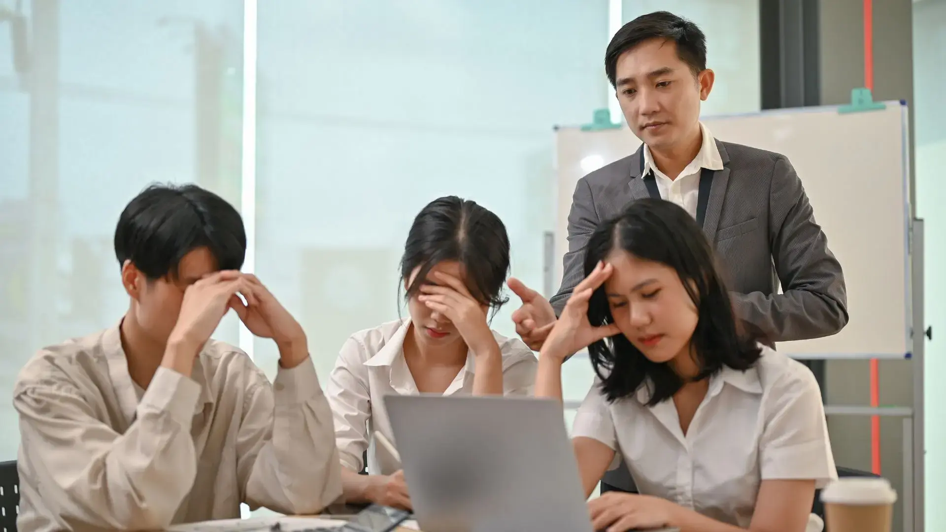 What is Leadership 6 Invisible Landmines New Managers Should Avoid (4)