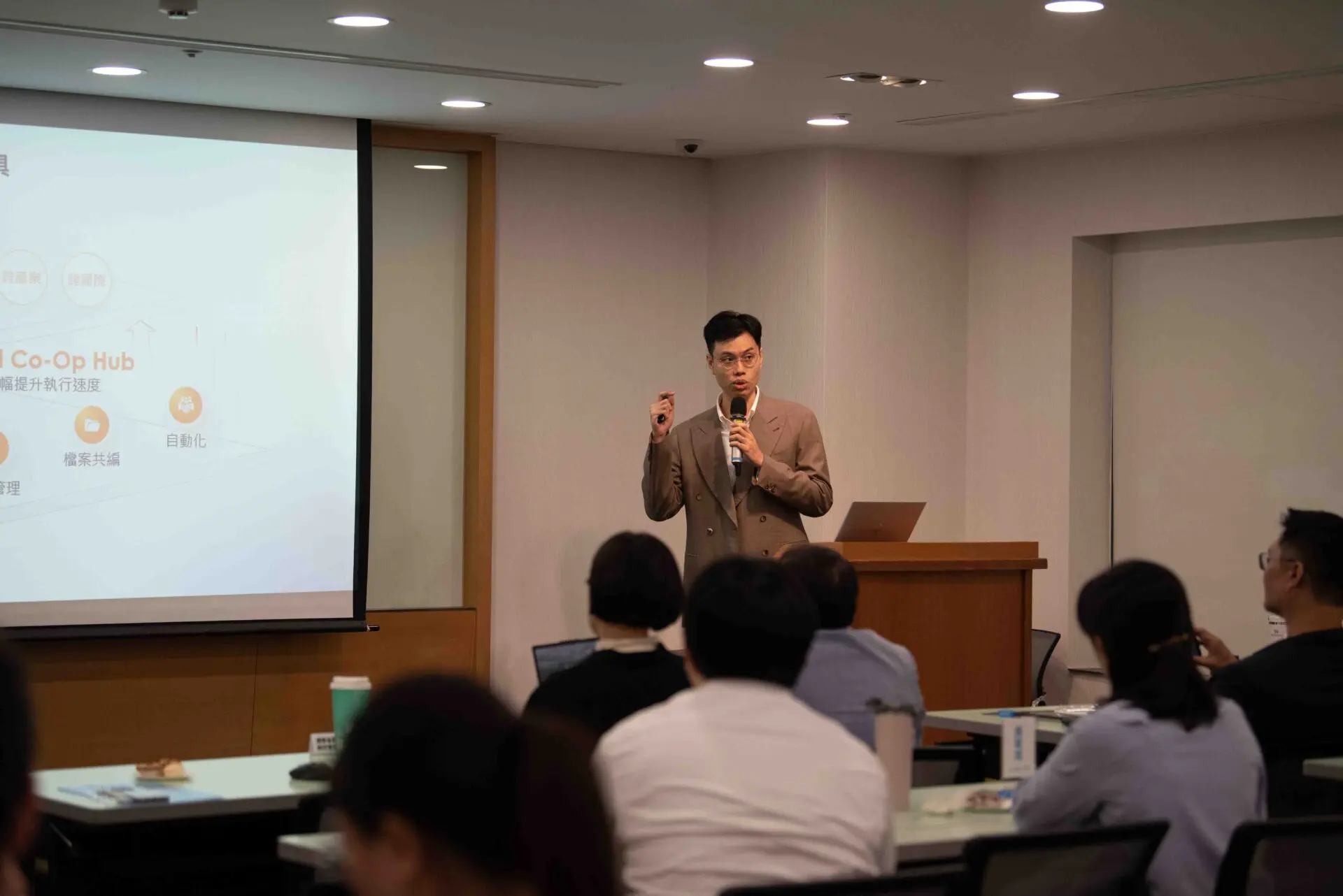 【2025先行智庫年會精華】賦能員工、解放生產力！國泰金控案例分享：把繁瑣的工作交給Power Automate，辦公更高效