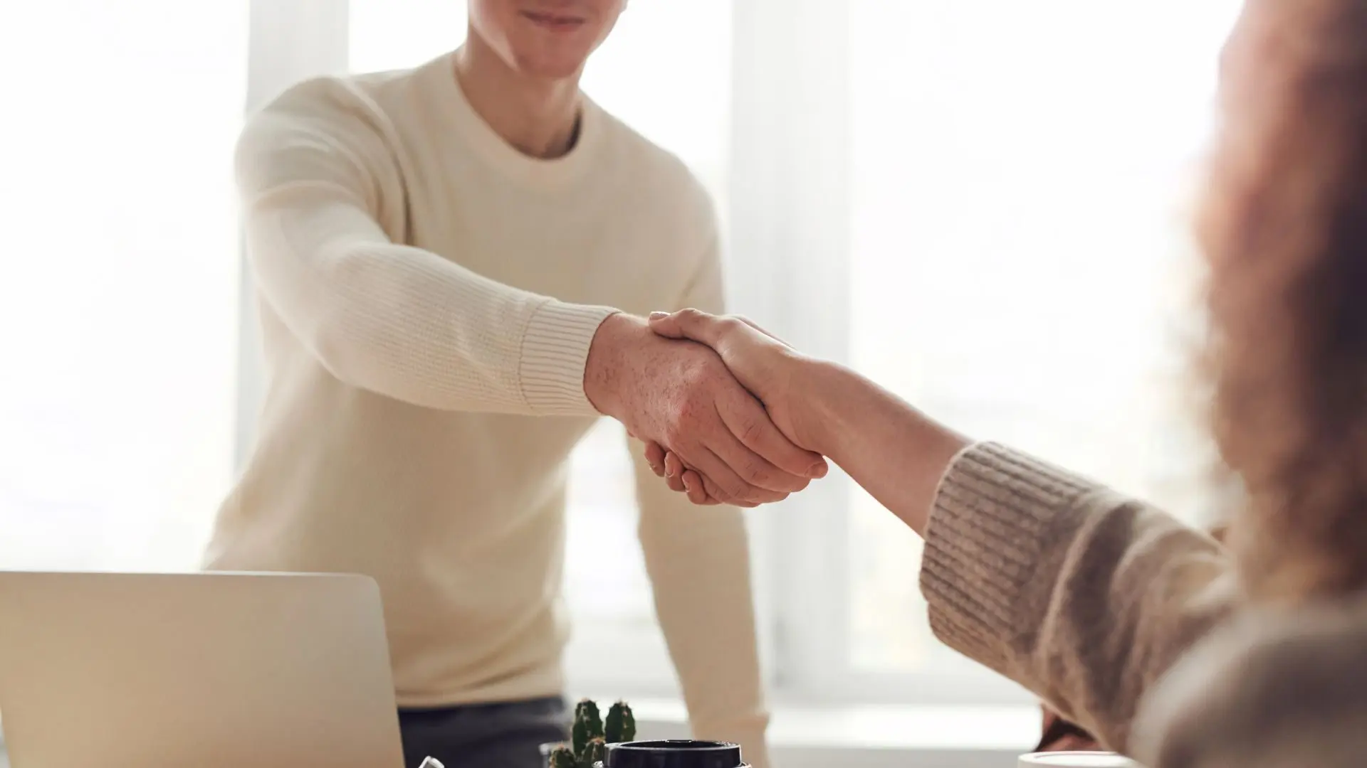 Read Between the Email Lines A Top Lawyer's Guide to Mastering Negotiation Advantage (3)